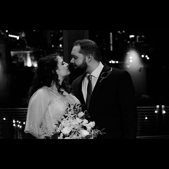 Meet your Posher, Sara - Picture 1 of 1